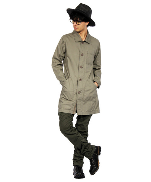 ８(eight)（エイト）の「ウェリントン サングラス 伊達メガネ 専用ケース付き（サングラス・メンズ・ブラウン/ブラック×ブルー/ブラック/ブラウン系その他/ブラウン×イエロー/ブラック系その他/ブラック×パープル・FREE）」の12枚目の写真