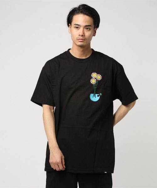 FTC（エフティーシー）の「GIMA VASE（Tシャツ/カットソー・メンズ・ホワイト/ブラック/ブルー系その他・LARGE/MEDIUM/SMALL/X-LARGE）」の2枚目の写真