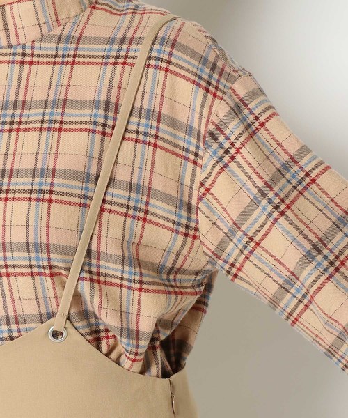 LBC(エルビーシー)の「キャミサロペット(サロペット/オーバーオール・レディース・ブラック/ベージュ・MEDIUM)」の6枚目の写真