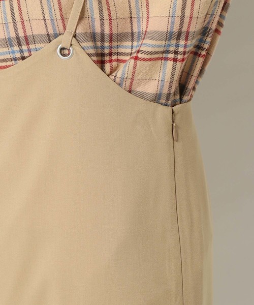 LBC(エルビーシー)の「キャミサロペット(サロペット/オーバーオール・レディース・ブラック/ベージュ・MEDIUM)」の7枚目の写真