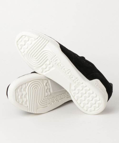 Reebok（リーボック）の「ワークアウト プラス [WORKOUT PLUS NT]（スニーカー・メンズ・ベージュ/ブラック・25.5cm/27.5cm/26.5cm/27.0cm/26.0cm/28.5cm/28.0cm/29.0cm/25.0cm/30.0cm/29.5cm/31cm）」の4枚目の写真