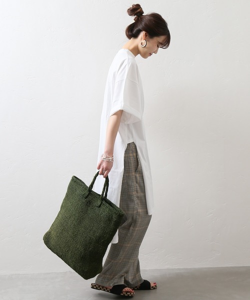 JOURNAL STANDARD（ジャーナルスタンダード）の「クリアジャージークルーネックスリットチュニックプルオーバー◆#（チュニック・レディース・ホワイト/ブラック/ブルー/マスタード・FREE）」の11枚目の写真