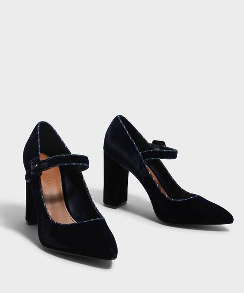 CHARLES & KEITH（チャールズ & キース）の「ブロックヒールメリージェーン / BLOCK HEEL MARY JANES（ローファー・レディース・ブラック/レッド/ダークブルー・22.5cm/23cm/23.5cm/24.5cm/25cm/25.5cm/26.0cm）」の10枚目の写真
