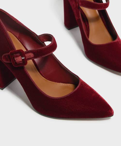 CHARLES & KEITH（チャールズ & キース）の「ブロックヒールメリージェーン / BLOCK HEEL MARY JANES（ローファー・レディース・ブラック/レッド/ダークブルー・22.5cm/23cm/23.5cm/24.5cm/25cm/25.5cm/26.0cm）」の18枚目の写真