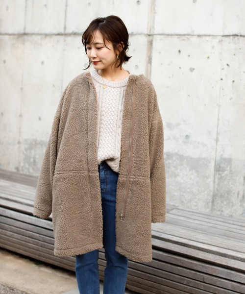 Auntie Rosa Holiday(アンティローザホリデー)の「【Holiday】ノーカラーボアコート◆WEB限定◆(ノーカラージャケット)」|モカ