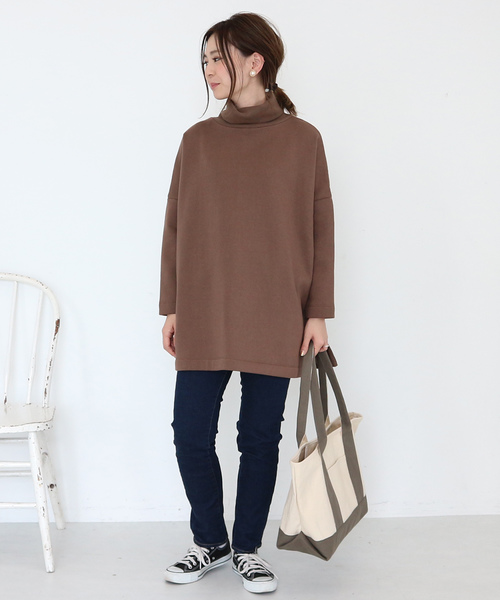 AMERICAN HOLIC（アメリカンホリック）の「・ハイネック裏毛裏起毛チュニック（Tシャツ/カットソー・レディース・チャコールグレー/ホワイト系その他/ブラック/モカ・M/L）」の19枚目の写真