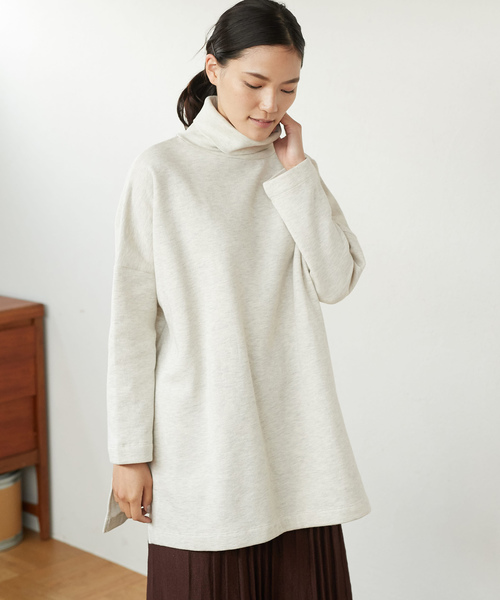 AMERICAN HOLIC（アメリカンホリック）の「・ハイネック裏毛裏起毛チュニック（Tシャツ/カットソー・レディース・チャコールグレー/ホワイト系その他/ブラック/モカ・M/L）」の2枚目の写真