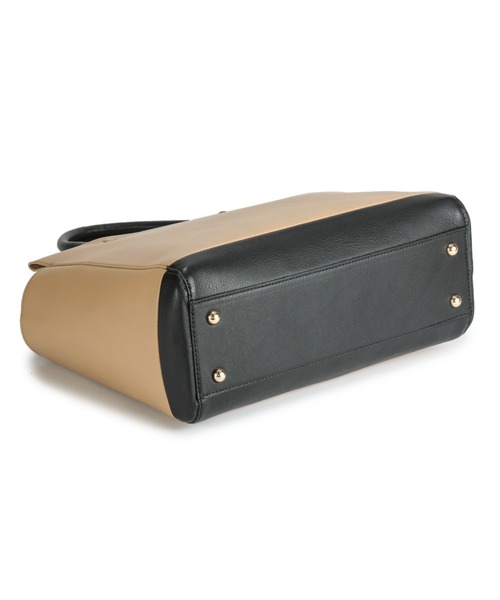 PELLE MORBIDA（ペッレモルビダ）の「VEＬA（ヴェーラ）ハンドバッグ（ショルダー付き）（ハンドバッグ・レディース・ブラック/ベージュ/グレー・FREE）」の5枚目の写真