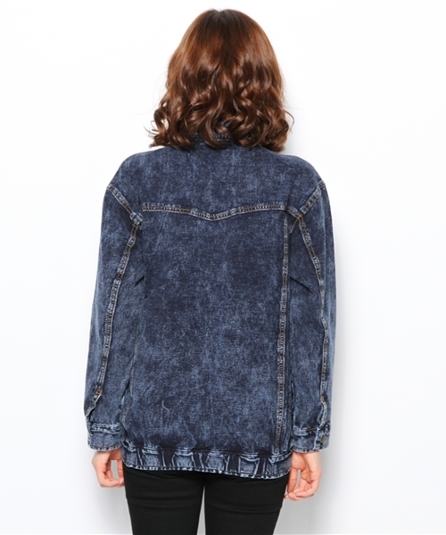 WEGO（ウィゴー）の「WEGO/BIG Gジャン（デニムジャケット・レディース・インディゴブルー/ライトインディゴブルー・FREE）」の3枚目の写真