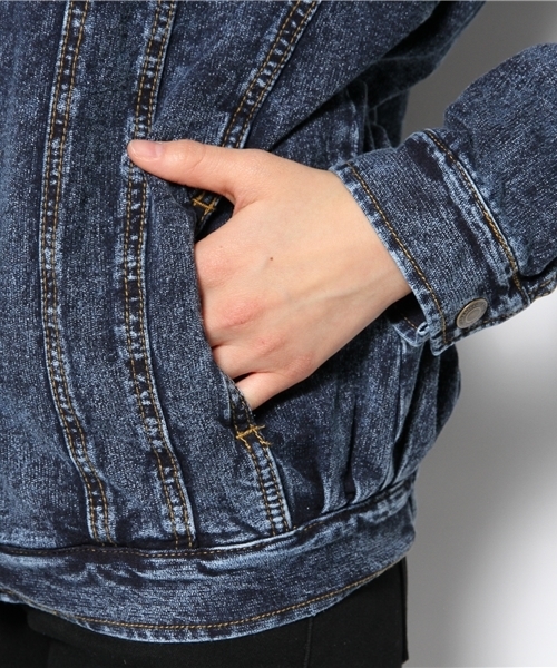 WEGO（ウィゴー）の「WEGO/BIG Gジャン（デニムジャケット・レディース・インディゴブルー/ライトインディゴブルー・FREE）」の9枚目の写真