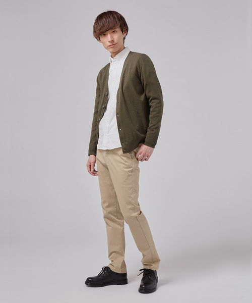ZOZO（ゾゾ）の「ホールガーメントコットンVネックニットカーディガン（パターンオーダー）／カーキ[MEN]（カーディガン/ボレロ・メンズ・カーキ・マルチサイズ）」の2枚目の写真