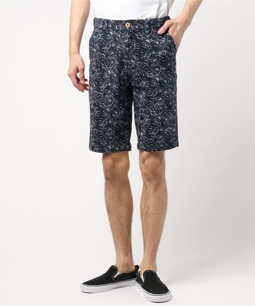 STYLEBLOCK（スタイルブロック）の「リーフ柄バニランショーツ（その他パンツ・メンズ・ホワイト/ブラック/ネイビー・79/82）」の3枚目の写真