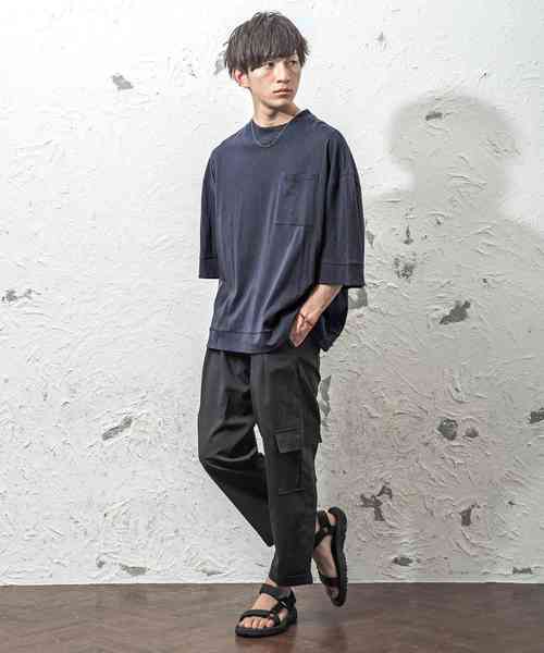 MinoriTY（マイノリティ）の「ポケット付きビッグTシャツ　ビッグシルエット（Tシャツ/カットソー・メンズ・ブラック/ネイビー/モカ/ブラウン/ブルー/ベージュ・L/M）」の17枚目の写真