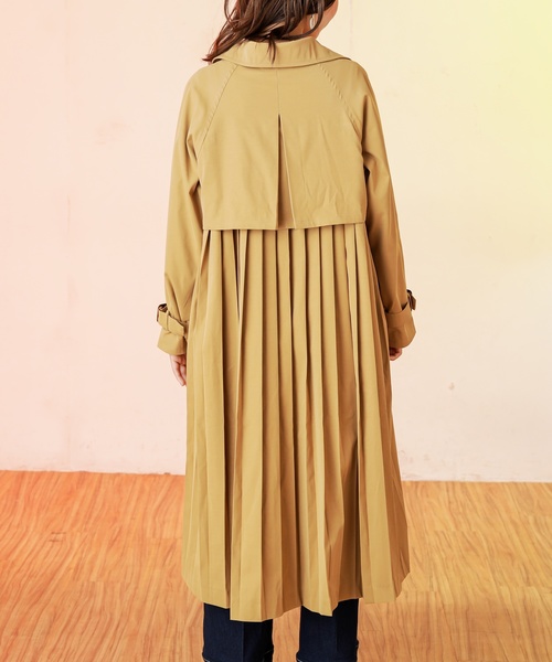 natural couture(ナチュラルクチュール)の「バックプリーツトレンチコート(トレンチコート・レディース・マスタード/キャメル/チェック・FREE)」の18枚目の写真