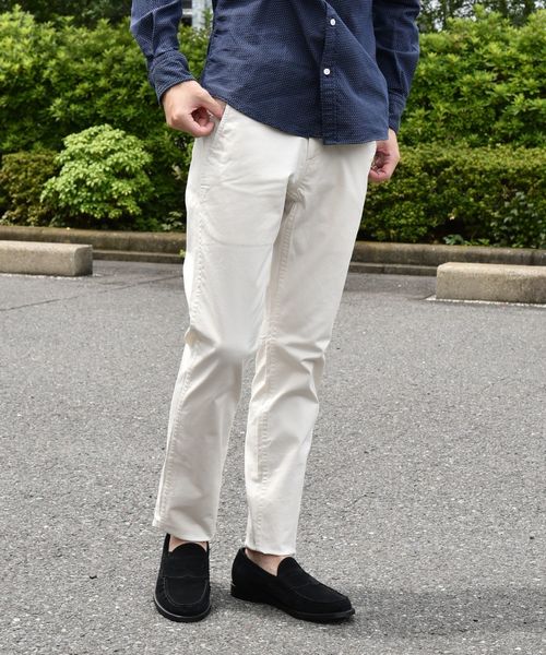 SHIPS(シップス)の「SC: カラー テーパード チノパンツ 19FW(チノパンツ・メンズ・チャコールグレー/ブラック/ネイビー/ブルー/レンガ/ベージュ/ナチュラル/オリーブ・32inch/30inch/34inch/31inch/29inch/33inch)」の5枚目の写真