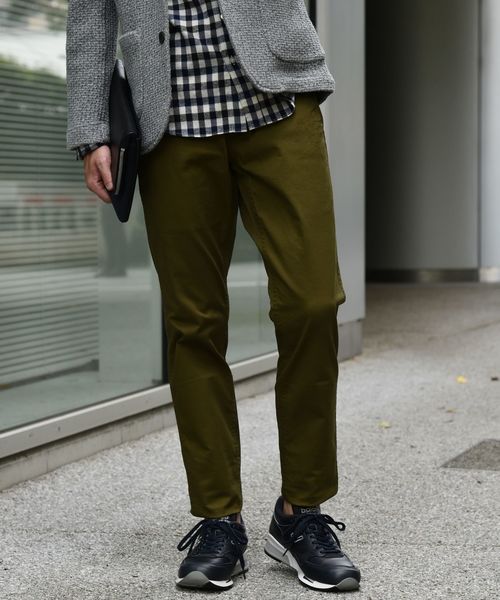SHIPS(シップス)の「SC: カラー テーパード チノパンツ 19FW(チノパンツ・メンズ・チャコールグレー/ブラック/ネイビー/ブルー/レンガ/ベージュ/ナチュラル/オリーブ・32inch/30inch/34inch/31inch/29inch/33inch)」の6枚目の写真