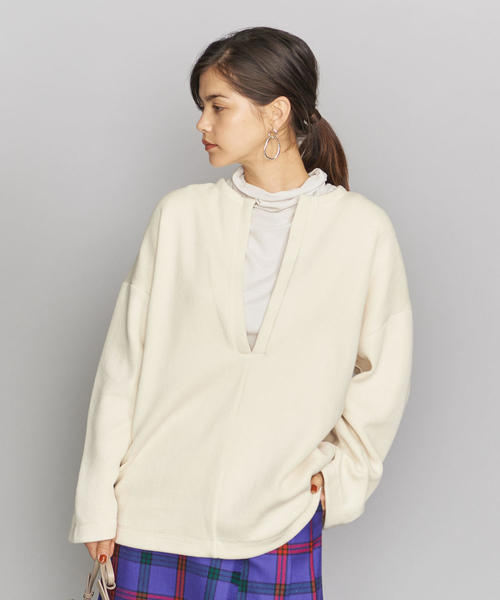BEAUTY&YOUTH UNITED ARROWS（ビューティーアンドユースユナイテッドアローズ）の「BY ラッチパイルディープVネックチュニックカットソーо（Tシャツ/カットソー・レディース・ブラック/オフホワイト・FREE）」の10枚目の写真