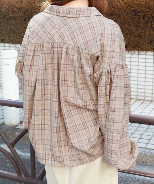 PairPair（ペアペア）の「無地＆チェック袖ボリューム開襟ブラウス（シャツ/ブラウス・レディース・ベージュ/ライトグリーン/アイボリー/ブルーグレー/モカ/ブラウン系その他・FREE）」の21枚目の写真