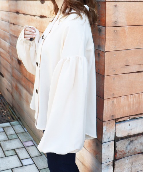 PairPair（ペアペア）の「無地＆チェック袖ボリューム開襟ブラウス（シャツ/ブラウス・レディース・ベージュ/ライトグリーン/アイボリー/ブルーグレー/モカ/ブラウン系その他・FREE）」の7枚目の写真