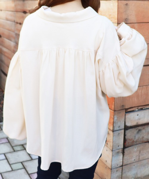 PairPair（ペアペア）の「無地＆チェック袖ボリューム開襟ブラウス（シャツ/ブラウス・レディース・ベージュ/ライトグリーン/アイボリー/ブルーグレー/モカ/ブラウン系その他・FREE）」の8枚目の写真