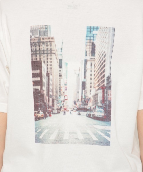 GLOBAL WORK（グローバルワーク）の「アソートプリントＴ/875212（Tシャツ/カットソー・レディース・ホワイト/ホワイト系その他2/ベージュ系その他3/アイボリー/ブラック/ホワイト系その他3/ダークグレー・MEDIUM/LARGE）」の13枚目の写真