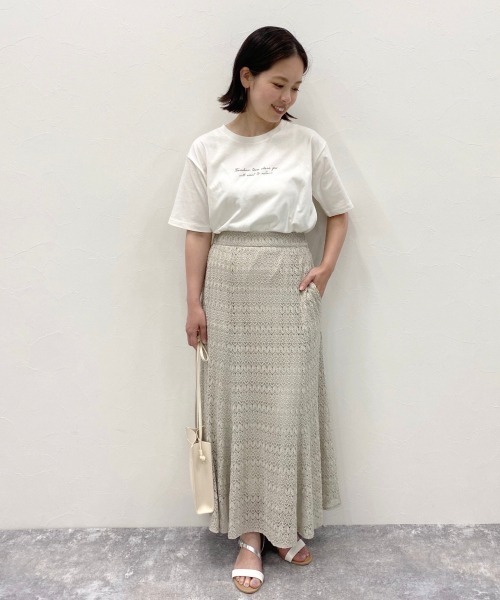 GLOBAL WORK（グローバルワーク）の「アソートプリントＴ/875212（Tシャツ/カットソー・レディース・ホワイト/ホワイト系その他2/ベージュ系その他3/アイボリー/ブラック/ホワイト系その他3/ダークグレー・MEDIUM/LARGE）」の18枚目の写真