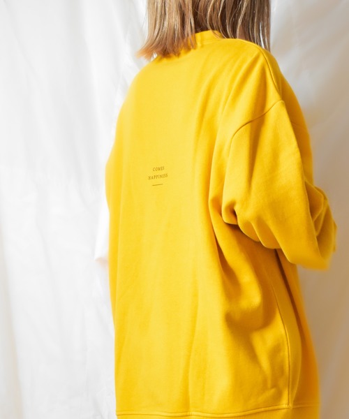 TRAP/U (トラップユー)の「【TRAP/U】袖配色プリント裏毛プルオーバー(Tシャツ/カットソー・レディース・ブラック/ベージュ/カーキ/イエロー・MEDIUM/LARGE)」の16枚目の写真