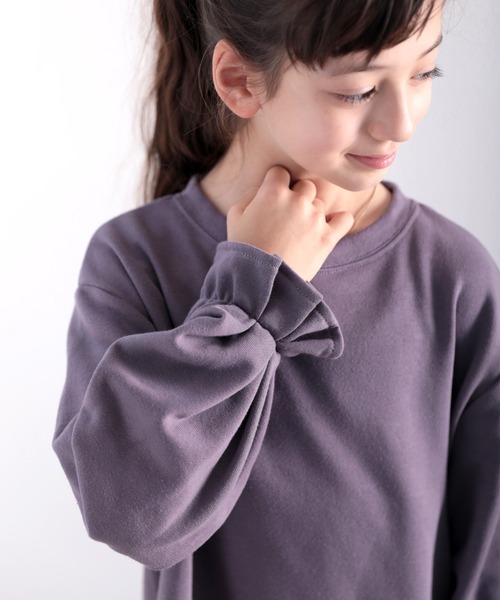 classicalelf（クラシカルエルフ）の「キッズ パフスリーブクルーネックシンプル無地プルオーバーカットソー(長袖)（スウェット・キッズ・パープル/アイボリー/モカ・130/140/150）」の8枚目の写真