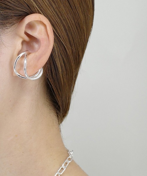 AROM.（アロム）の「【AROM. / アロム】DISTORCERE Ear Cuff / イヤーカフ / リング（イヤーカフ・レディース・シルバー/ゴールド・FREE）」の18枚目の写真