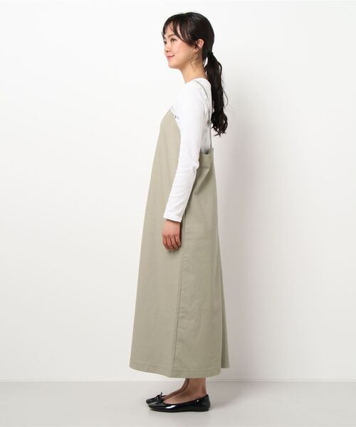 INTERPLANET（インタープラネット）の「フェイクレザークロスキャミワンピース（ワンピース・レディース・チャコールグレー/グレイッシュベージュ/オリーブ・FREE）」の4枚目の写真