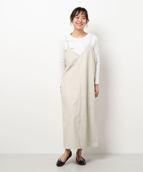 INTERPLANET（インタープラネット）の「フェイクレザークロスキャミワンピース（ワンピース・レディース・チャコールグレー/グレイッシュベージュ/オリーブ・FREE）」の12枚目の写真