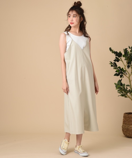 INTERPLANET（インタープラネット）の「フェイクレザークロスキャミワンピース（ワンピース・レディース・チャコールグレー/グレイッシュベージュ/オリーブ・FREE）」の6枚目の写真