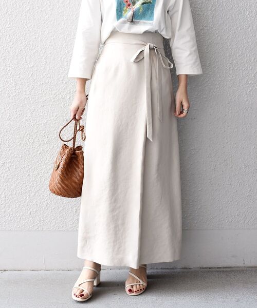 SHIPS（シップス）の「スラブツイルラップスカート◆（スカート・レディース・ベージュ/オレンジ・38/36）」の14枚目の写真