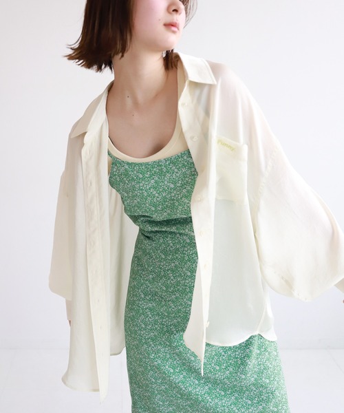 SLOBE citron.(スローブシトロン)の「SLOBE citron. Funny サテンシャツ【手洗い可能】◆(シャツ/ブラウス・レディース・ピンク/グリーン/アイボリー・FREE)」の2枚目の写真