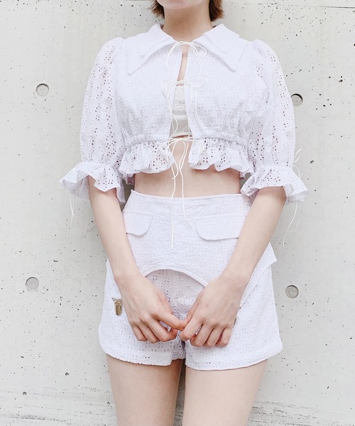 lilLilly(リルリリー)の「コットンレーブラウス(Tシャツ/カットソー・レディース・ホワイト/ブラック/ブルー・FREE)」の16枚目の写真