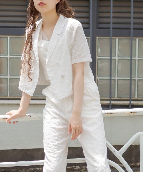 OLIVE des OLIVE（オリーブデオリーブ）の「印象ムテキダブル開襟シャツ（シャツ/ブラウス・レディース・オフホワイト/ブラウン/ライトグレー/ライトブラウン・FREE）」の5枚目の写真