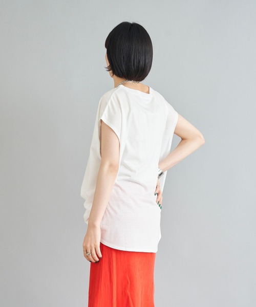 DouDou（ドゥドゥ）の「MARSELLA ロゴT（Tシャツ/カットソー・レディース・チャコールグレー/ベージュ/オフホワイト・FREE）」の21枚目の写真