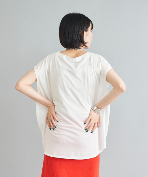 DouDou（ドゥドゥ）の「MARSELLA ロゴT（Tシャツ/カットソー・レディース・チャコールグレー/ベージュ/オフホワイト・FREE）」の22枚目の写真