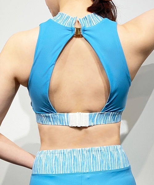 ANNEBRA（アンブラ）の「Sea ハイネックスポーツブラ（スポーツ