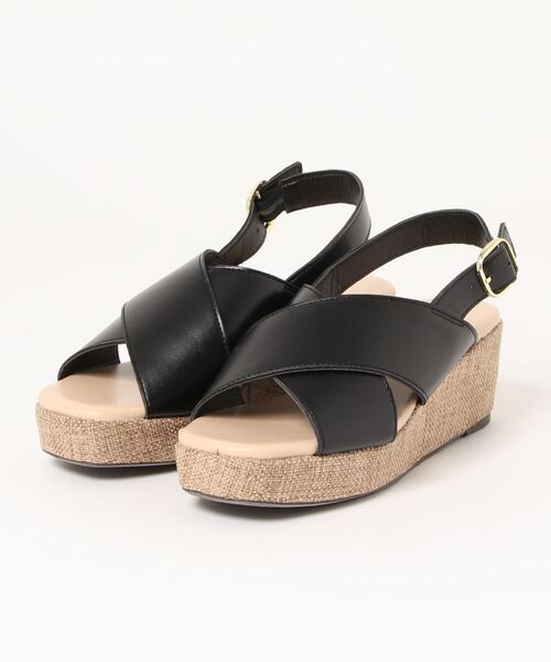 Te chichi TERRASSE（テチチテラス）の「ウエッジソールクロスサンダル（サンダル・レディース・キャメル/ブラック・SMALL/MEDIUM/LARGE）」の2枚目の写真