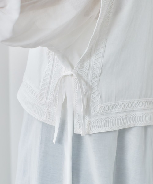 cepo（セポ）の「付け襟フラップマルチブラウス（シャツ/ブラウス・レディース・ブラック/オフホワイト/イエロー・M）」の12枚目の写真