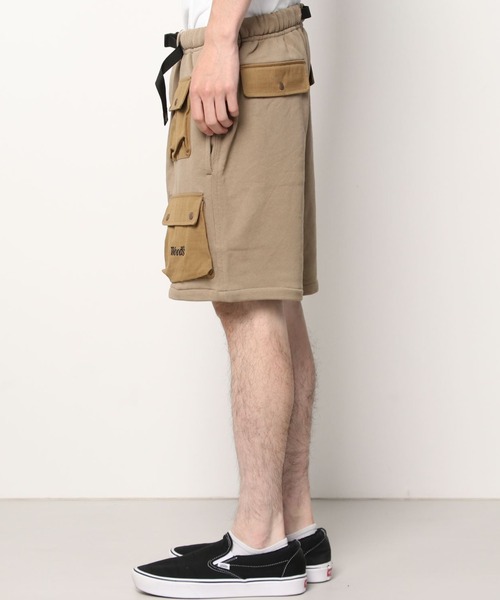 Woods（ウッズ）の「異素材多ポケット付き裏毛ショートパンツ（その他パンツ・メンズ・グレー/ブラック/ベージュ/ホワイト・M/L/XL）」の6枚目の写真