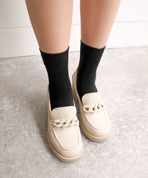 byあしながおじさん（バイアシナガオジサン）の「厚底ローファーパンプス　-8980615（ローファー・レディース・グリーン/アイボリー/ブラック/ブラウン・23.0cm/23.5cm/24.5cm/24.0cm/22.5cm）」の2枚目の写真