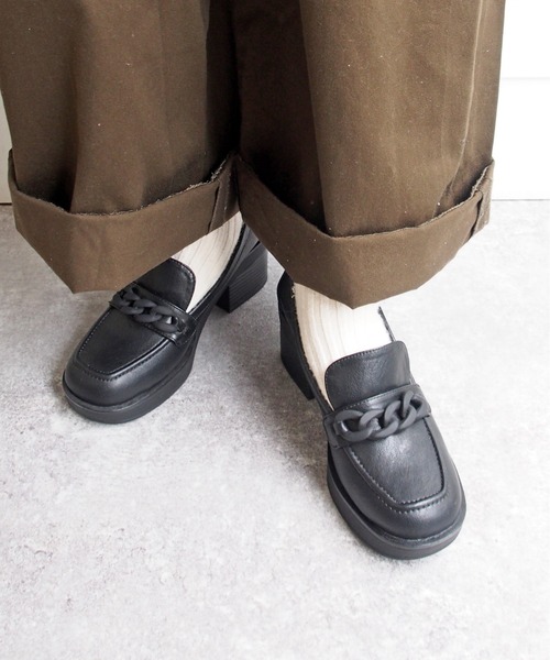 byあしながおじさん（バイアシナガオジサン）の「厚底ローファーパンプス　-8980615（ローファー・レディース・グリーン/アイボリー/ブラック/ブラウン・23.0cm/23.5cm/24.5cm/24.0cm/22.5cm）」の3枚目の写真