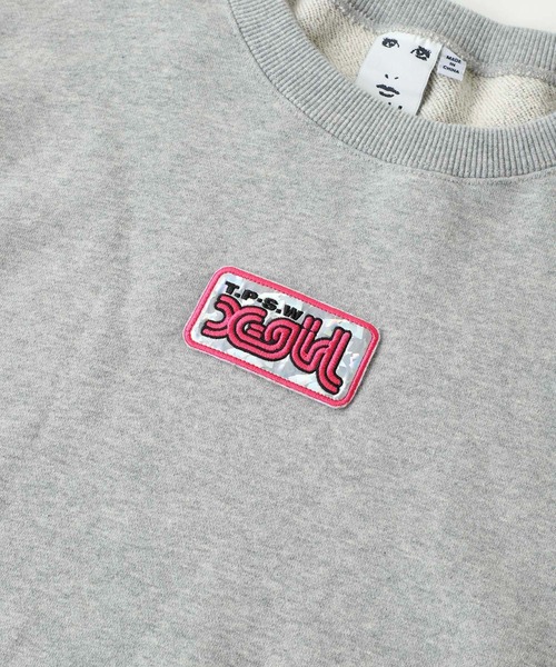 X-girl(エックスガール)の「PRISM PATCH CROPPED CREW SWEAT TOP(スウェット・レディース・ベージュ/ブラック/アッシュ/ライトブルー・S/M)」の10枚目の写真