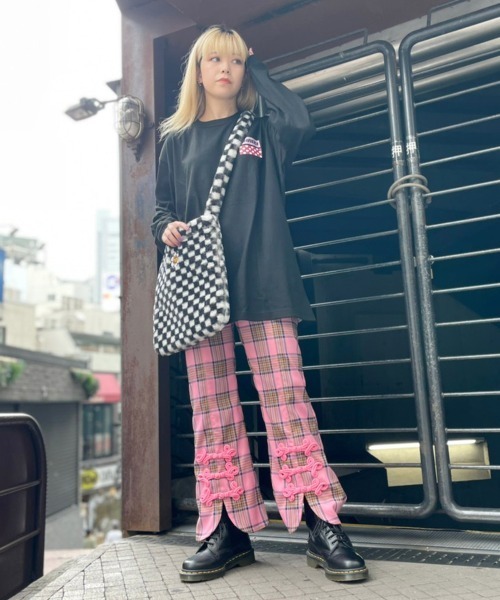 Candy Stripper（キャンディストリッパー）の「LUNCH TIME ロングスリーブTシャツ（Tシャツ/カットソー・レディース・ブラック/オフホワイト・2）」の16枚目の写真