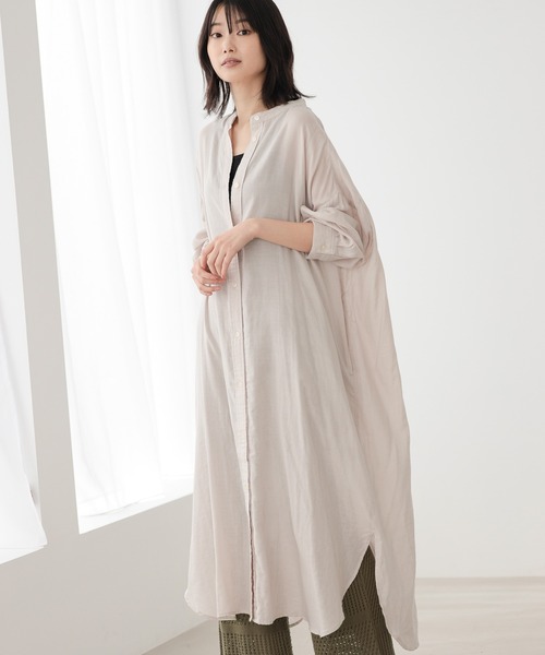 LAKOLE（ラコレ）の「ダブルガーゼバンドカラーワンピース / 950869（シャツワンピース・レディース・オフホワイト/スミクロ/ブラウン・SMALL/MEDIUM）」の4枚目の写真