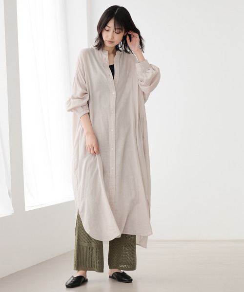 LAKOLE（ラコレ）の「ダブルガーゼバンドカラーワンピース / 950869（シャツワンピース・レディース・オフホワイト/スミクロ/ブラウン・SMALL/MEDIUM）」の5枚目の写真