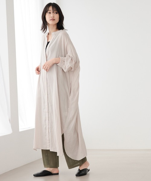 LAKOLE（ラコレ）の「ダブルガーゼバンドカラーワンピース / 950869（シャツワンピース・レディース・オフホワイト/スミクロ/ブラウン・SMALL/MEDIUM）」の6枚目の写真