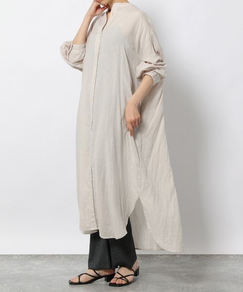 LAKOLE（ラコレ）の「ダブルガーゼバンドカラーワンピース / 950869（シャツワンピース・レディース・オフホワイト/スミクロ/ブラウン・SMALL/MEDIUM）」の12枚目の写真